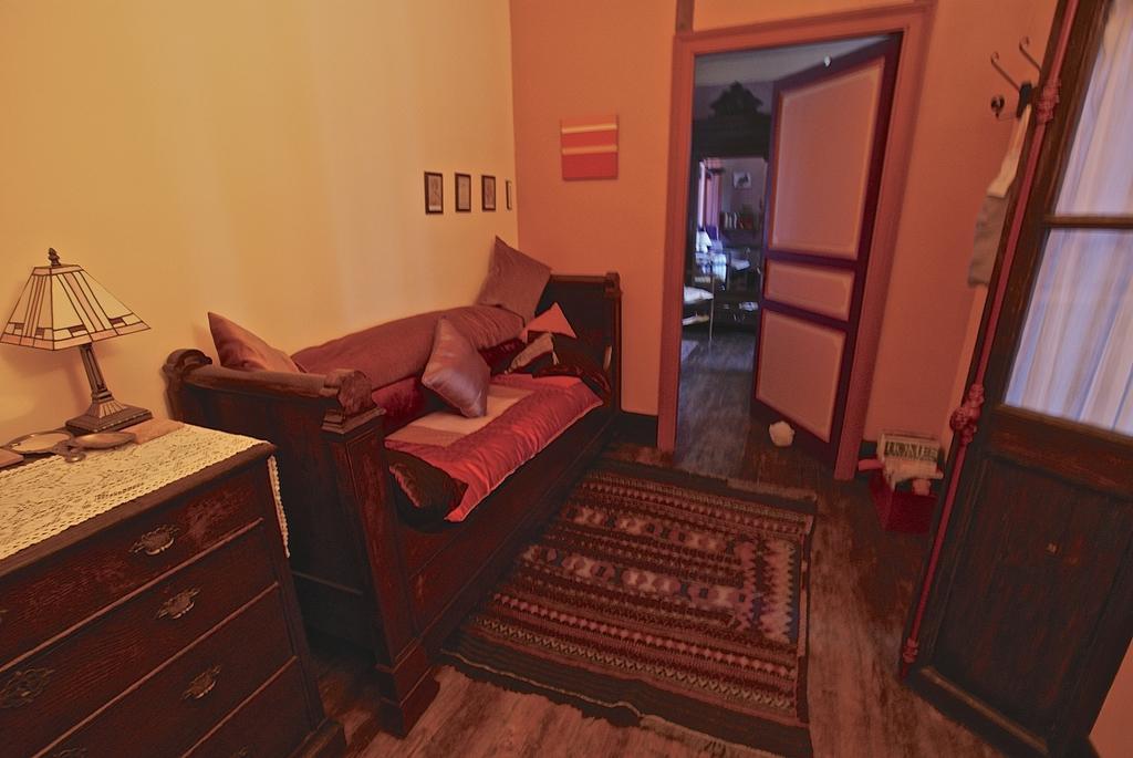 Les Chimeres Puylaroque Kamer foto
