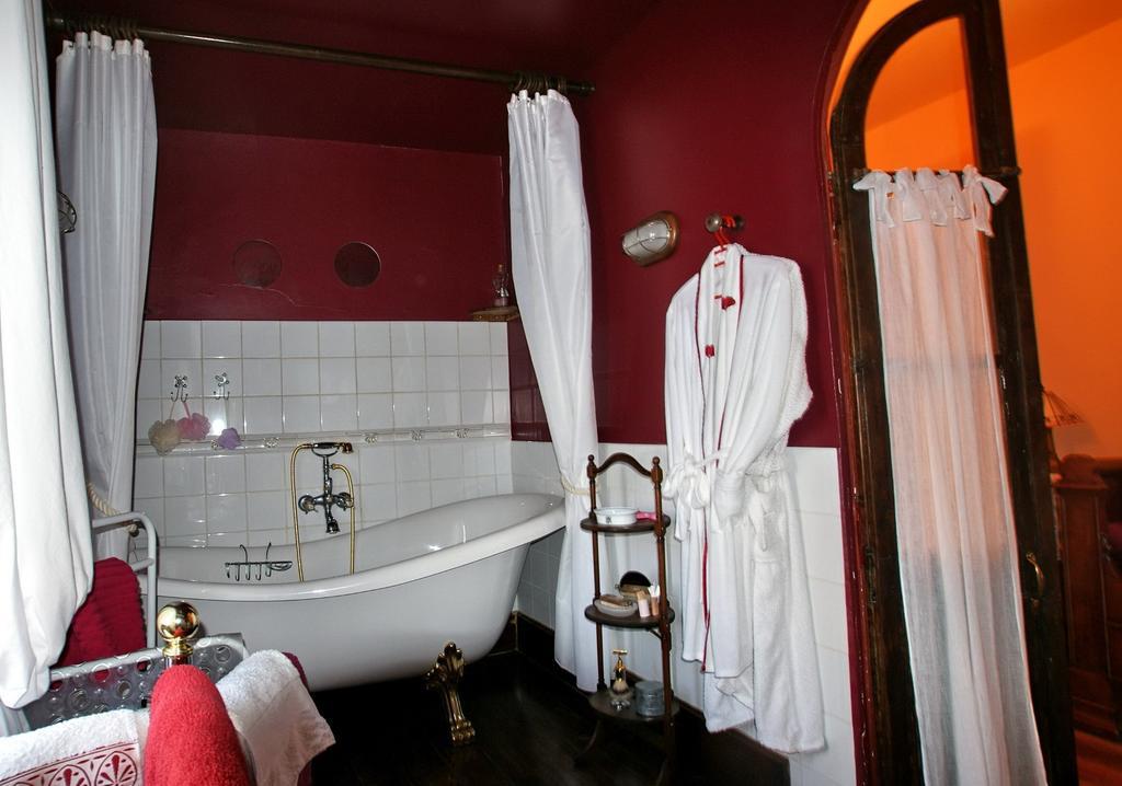 Les Chimeres Puylaroque Kamer foto